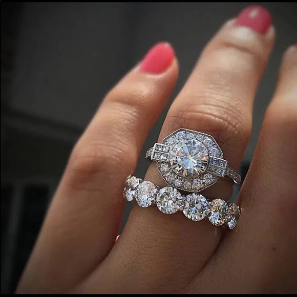 New Luxury 925 Silver 2 pc Diamond Engagement Ring - Picture 3 of 4